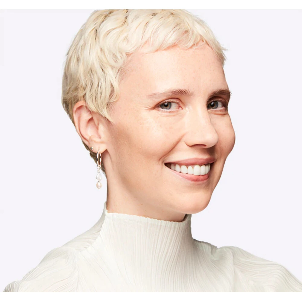 MAC Cosmetics Studio Fix Fluid Foundation SPF15 NW20 MAC Cosmetics Studio Fix Fluid Foundation SPF15 NW20 -Cosmetica Winkel 1013992 3