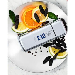 Carolina Herrera 212 VIP Men Eau De Toilette Spray -Cosmetica Winkel 1042335 3